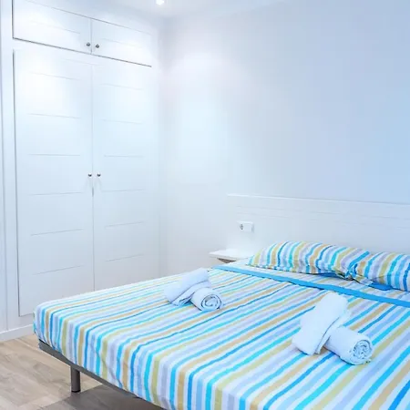 Hauzify I Apartament Trevol Apartment